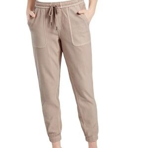 Athleta Farallon Jogger in Mocha Latte